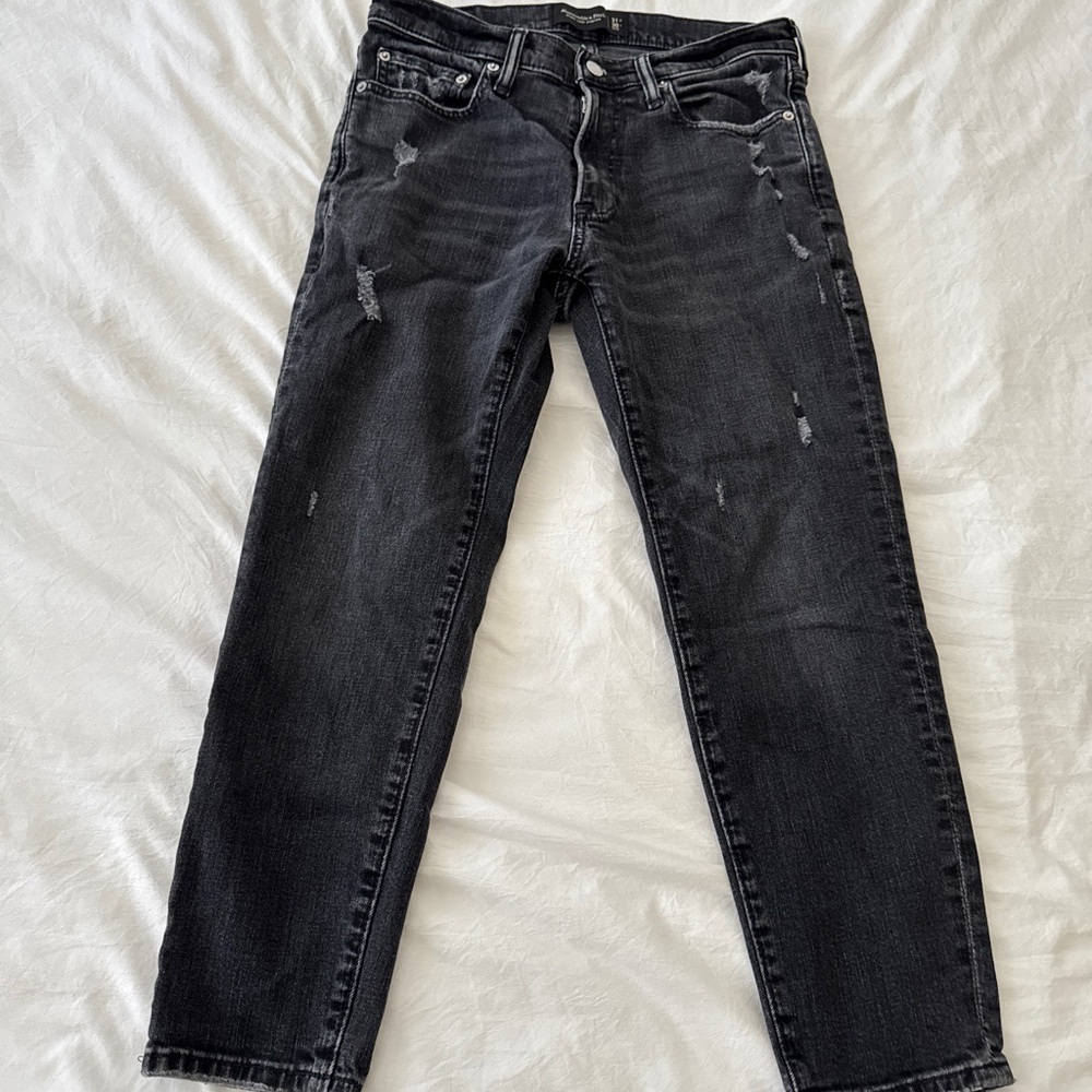 Abercrombie & Fitch Men's Dark Gray Skinny Cropped Jeans